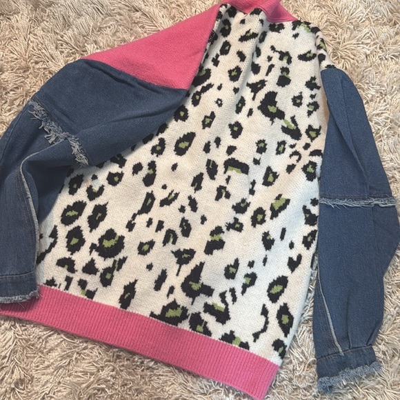 Colorful Women's Cardigan Sweater - Picture 2 of 2